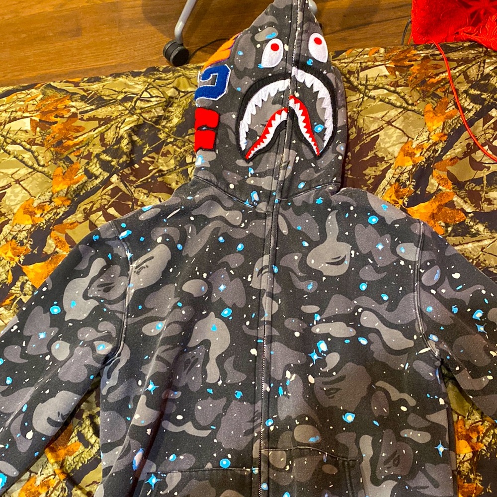 COPY - Used bape glow in the dark hoodie